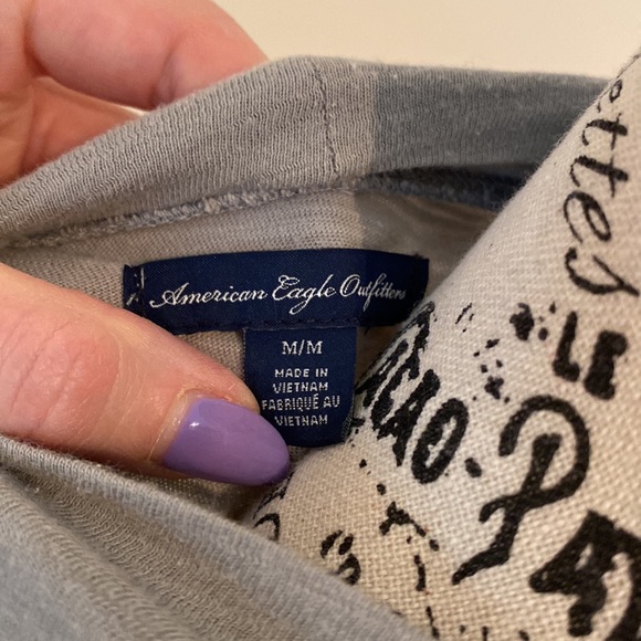 American Eagle Sweater - Picture 5 of 6